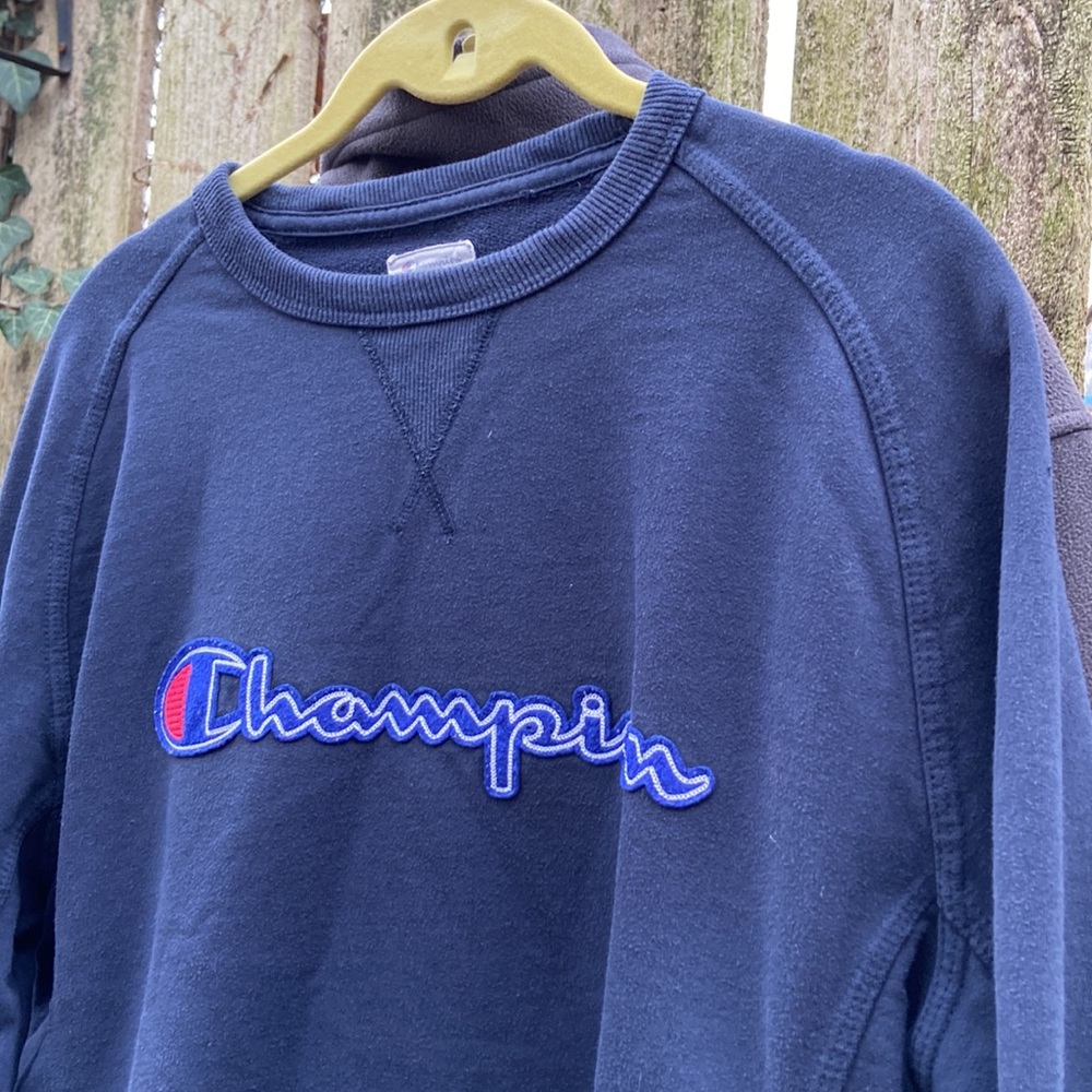 Authentic reverse weave, Champion athletic dark navy blue sweatshirt - Picture 10 of 11